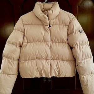Vuori Hudson Insulated Puffer Jacket Bluff Color Womens Large